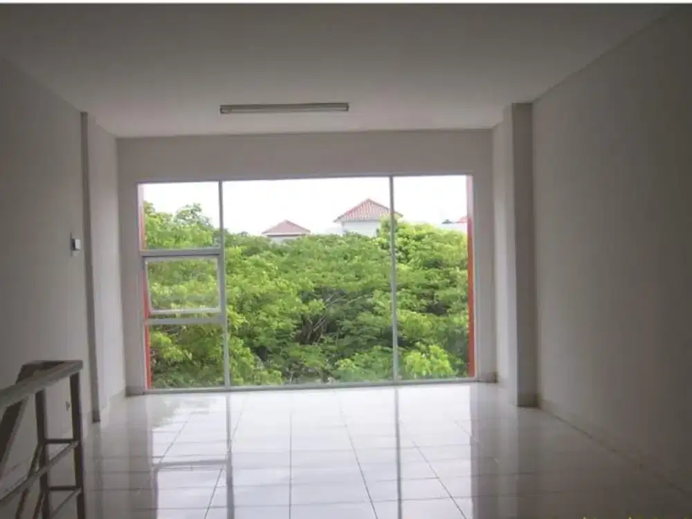 Ruko Komersial 3 Lantai Dekat Sentra Timur – Cocok untuk Usaha & Kantor