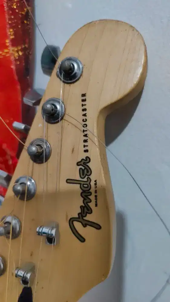 Dijual gitar fender