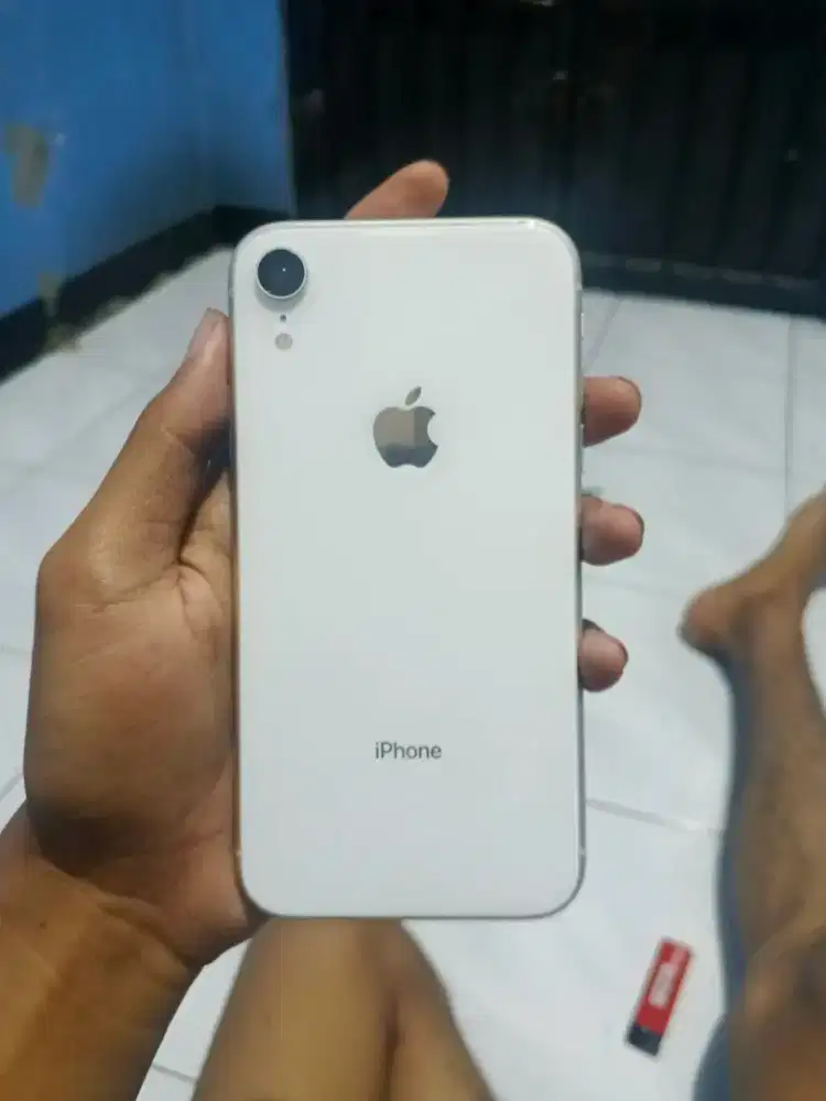iPhone xr 128gb inter