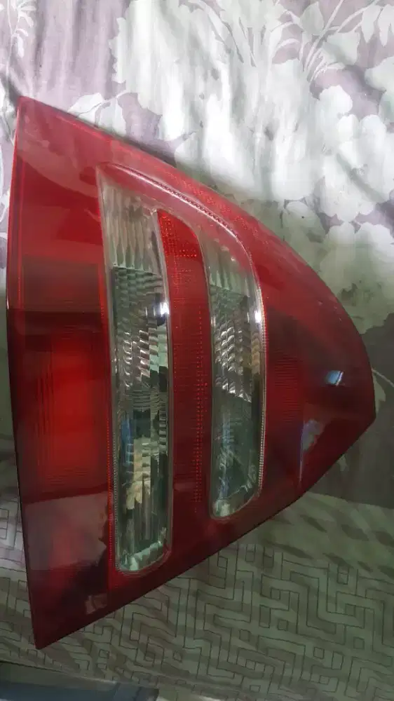 lampu belakang mercy w203