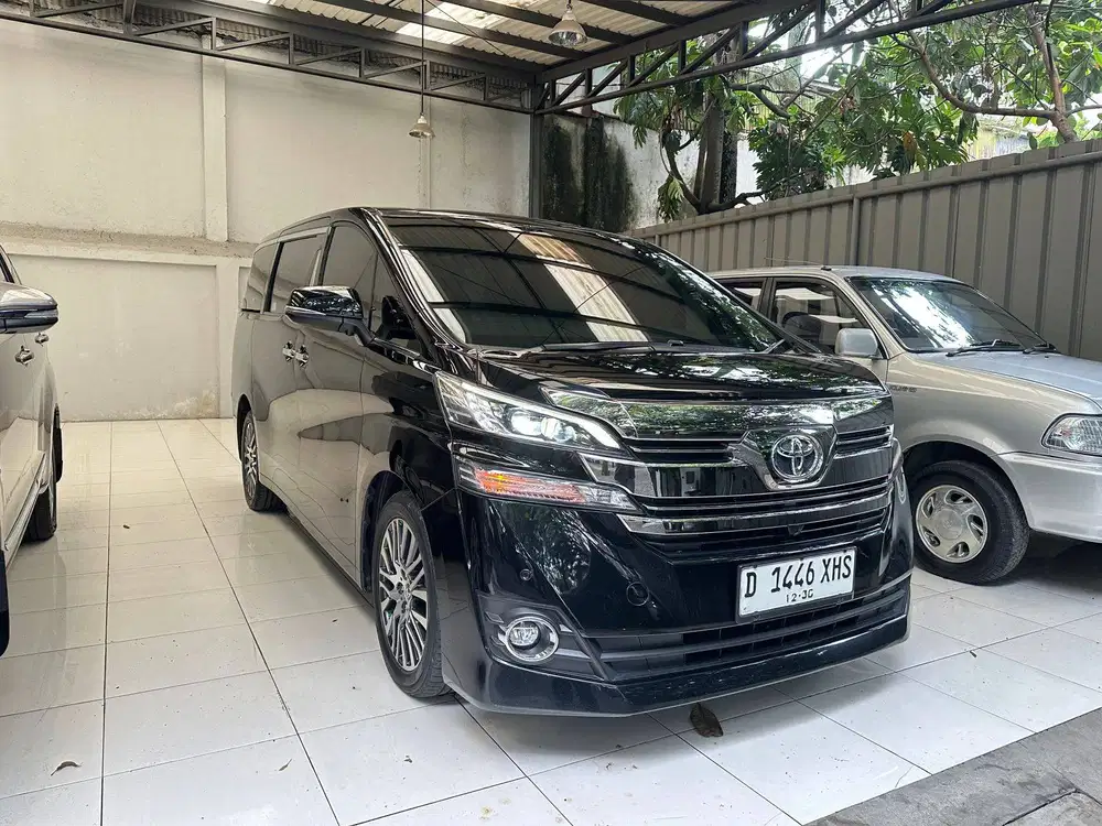 TOYOTA VELLFIRE 2.5 G AT 2016