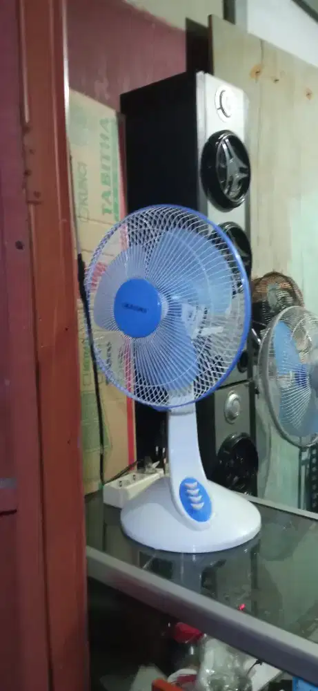 Kipas angin duduk merk' Okayama'