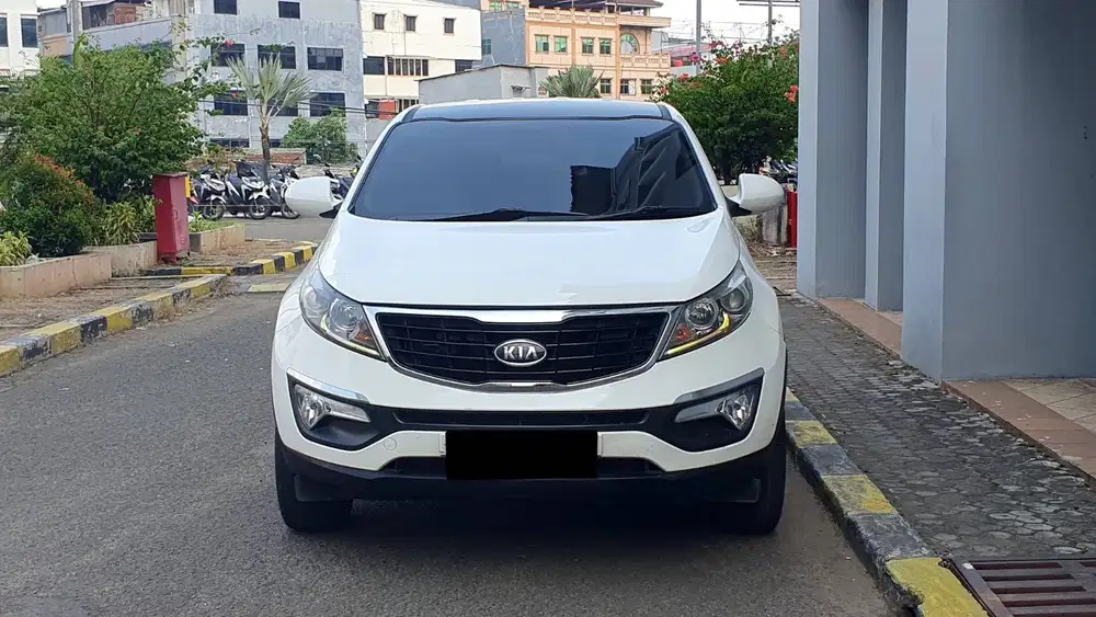 KIA Sportage 2.0 LX AT Putih NIK 2014 PAJAK PANJANG BULAN 01/2027