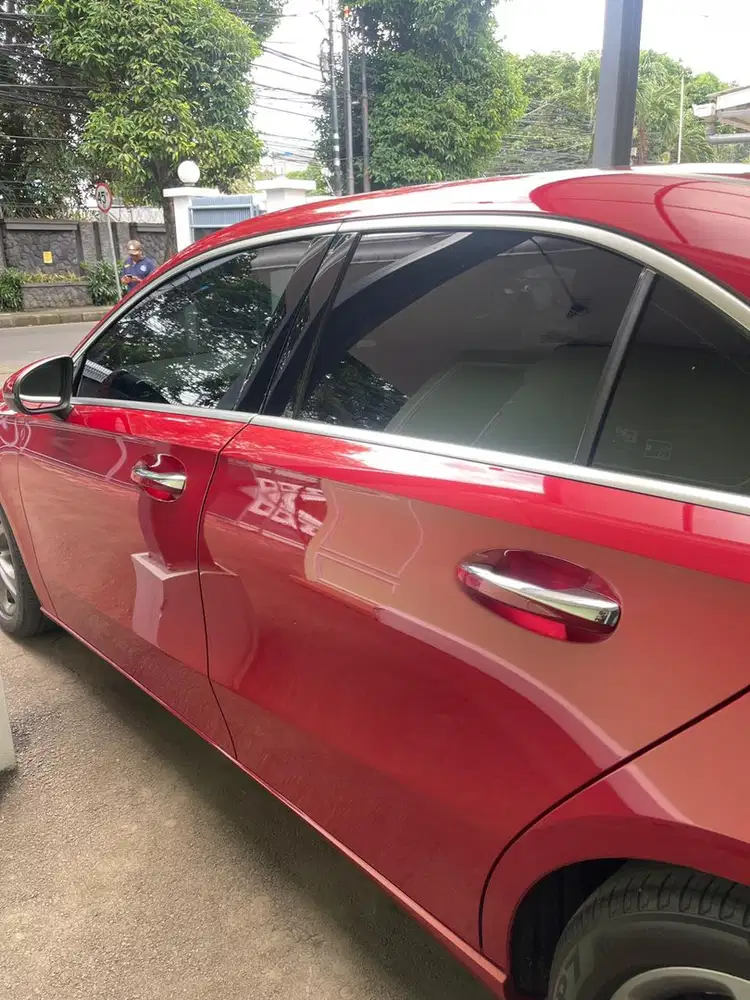 Mercedes-Benz A200 2021 Bensin