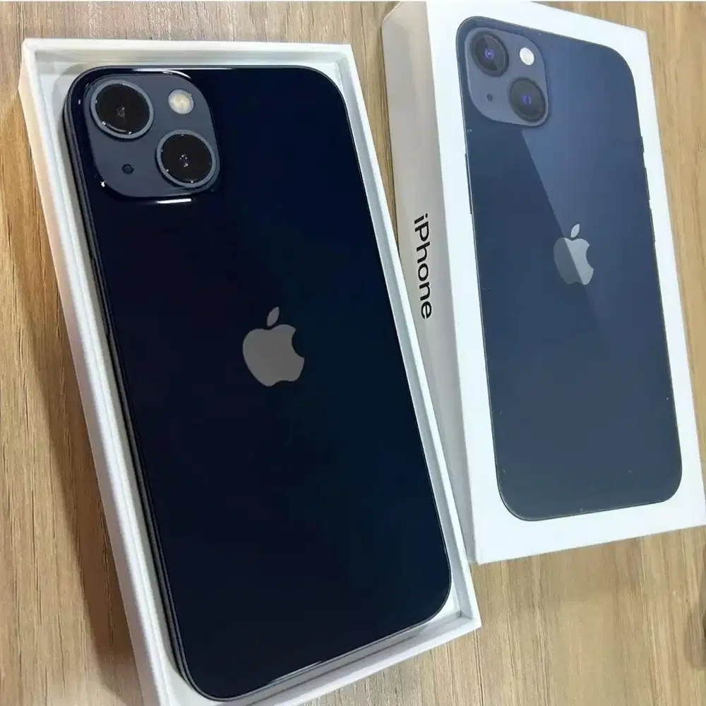 IPHONE 13 RAM 256
