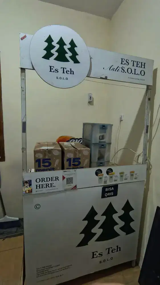Booth Es Teh solo
