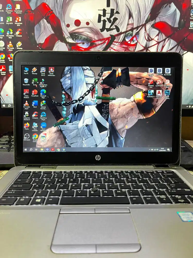 HP ELITEBOOK 820-G3 | CORE i5-6200U | RAM 8 GB | SSD 256 GB