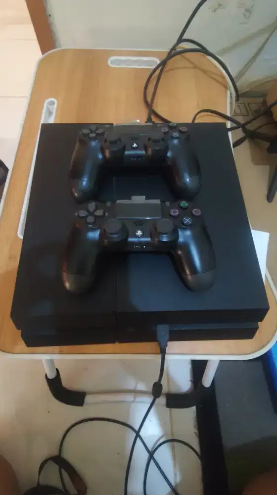 Jual PS 4 Slim dan Stik 2 pcs