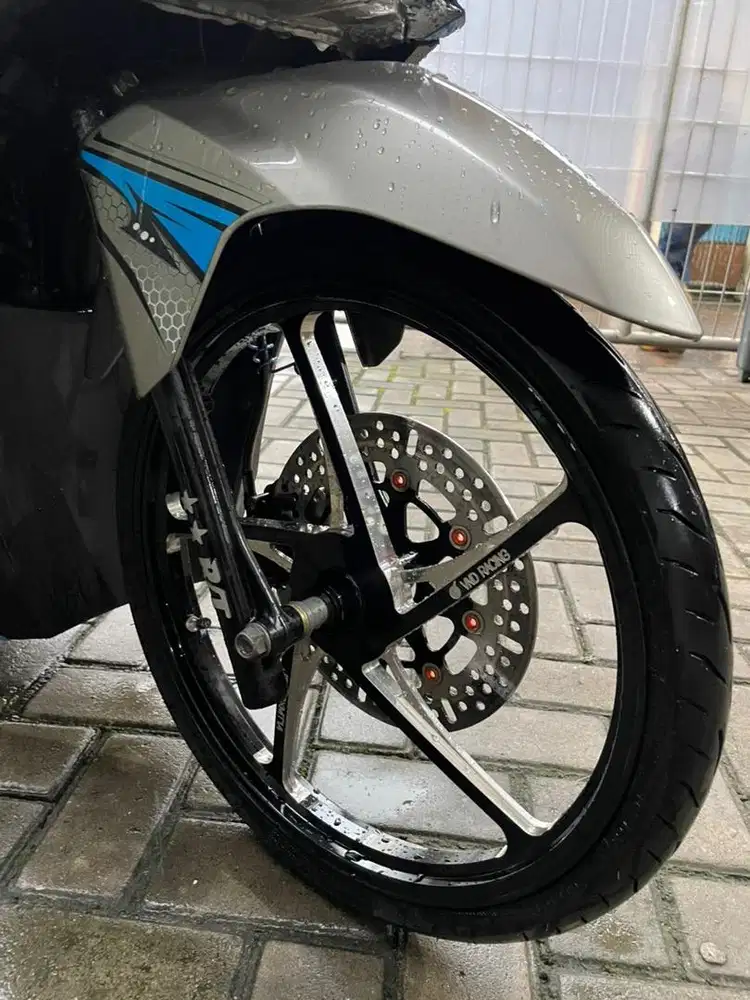 VLG KZR RING 17 + ban Maxis