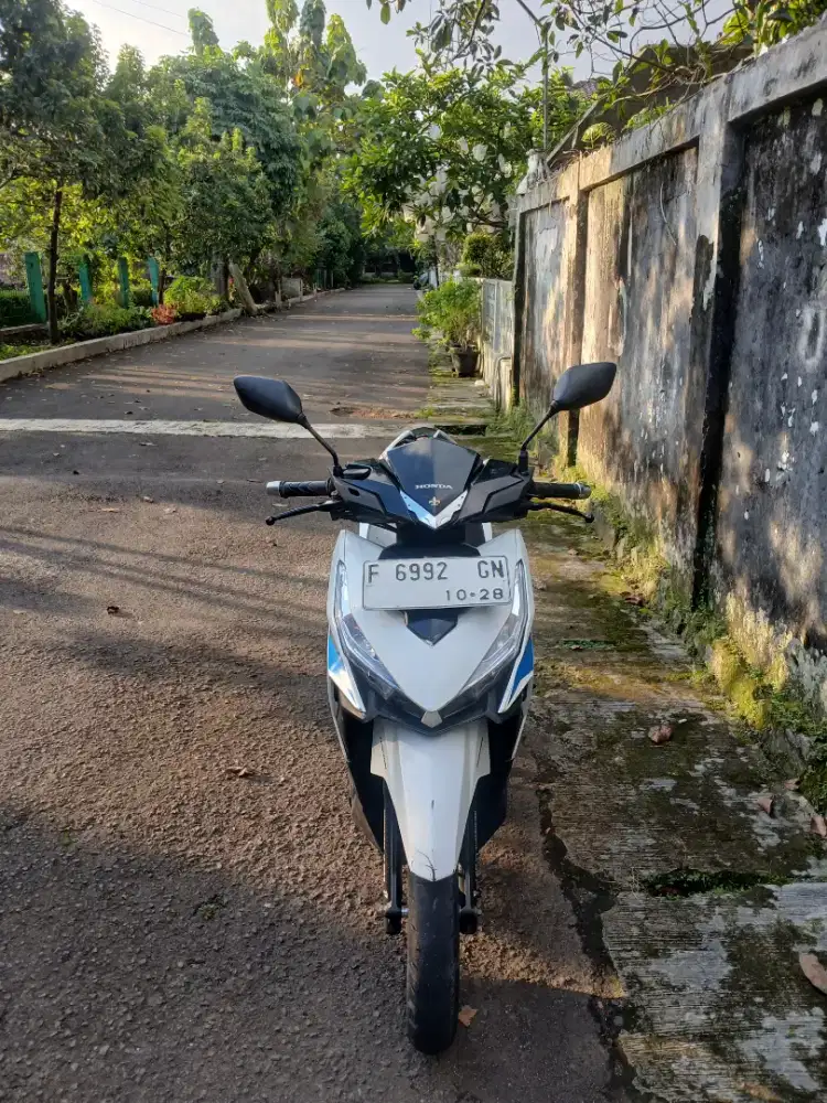 Vario 125 2015 idling stop iss