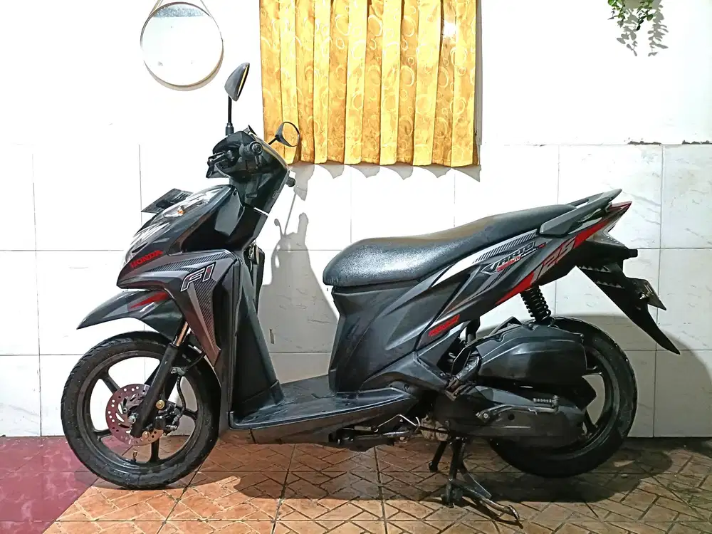 Vario 125 tahun 2013 mulus pajak isi/tt boleh gan cash lebih bagus