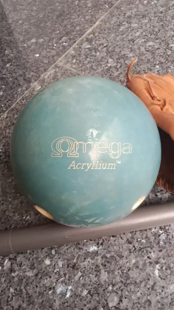 Bola bowling Omega Acrilium