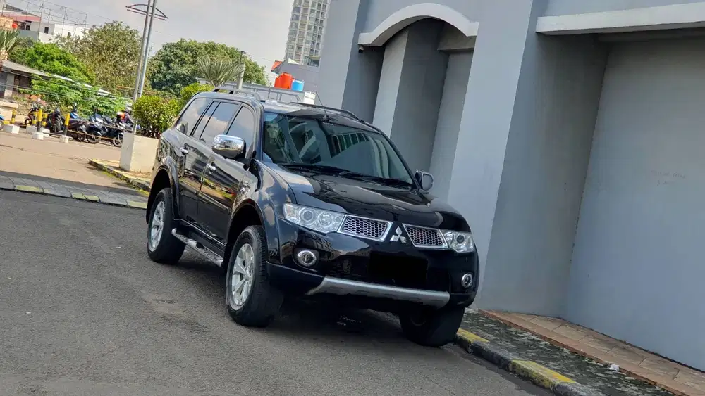 [ LOW KM 53RB ] Mitsubishi Pajero Dakar 2.5 Diesel Sunroof 2012/2013