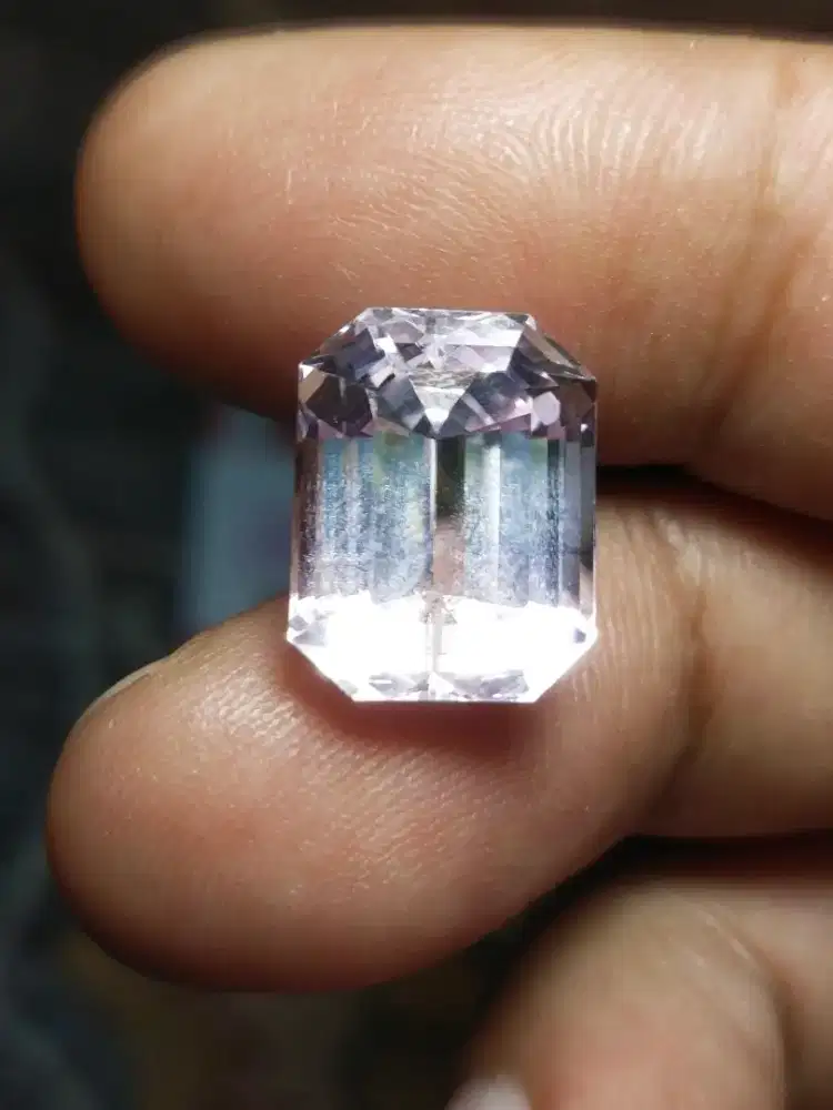 Natural Kunzite Spodumene 16.60 Ct HQ Langka Mewah Bermemo