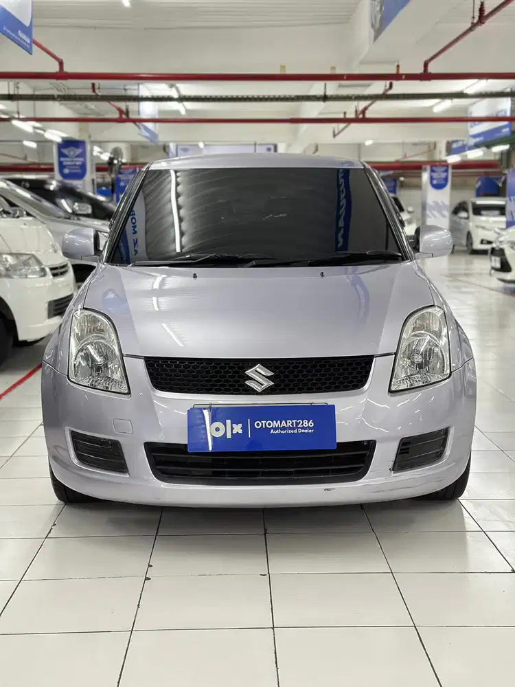 SUZUKI 2012 SWIFT 1.5 M/T SILVER MURAH OTOMART 286 KENJERAN