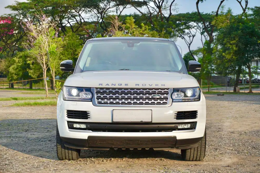 KM 15RB !! Land Rover Range Rover Vogue LWB 2015