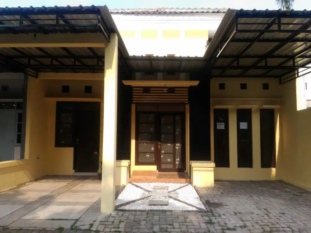 DIKONTRAKAN RUMAH DI PERMATA REGENCY TANGGULANGIN SIDOARJO