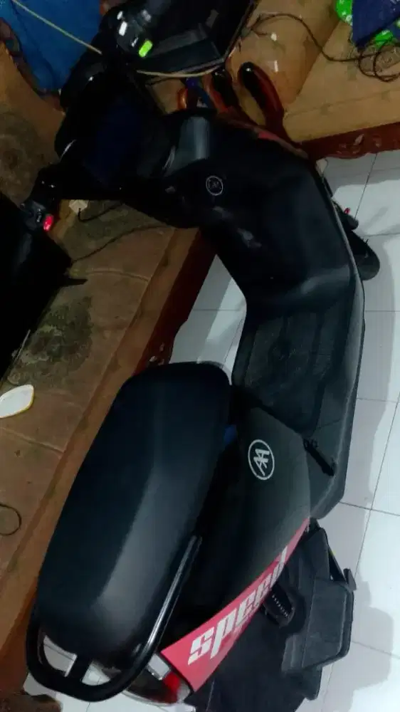 Sepeda motor listrik merk aima f 10