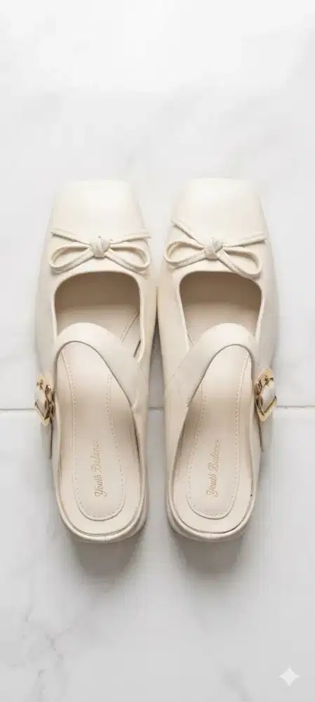Jual sepatu bentuk sendal masih baru