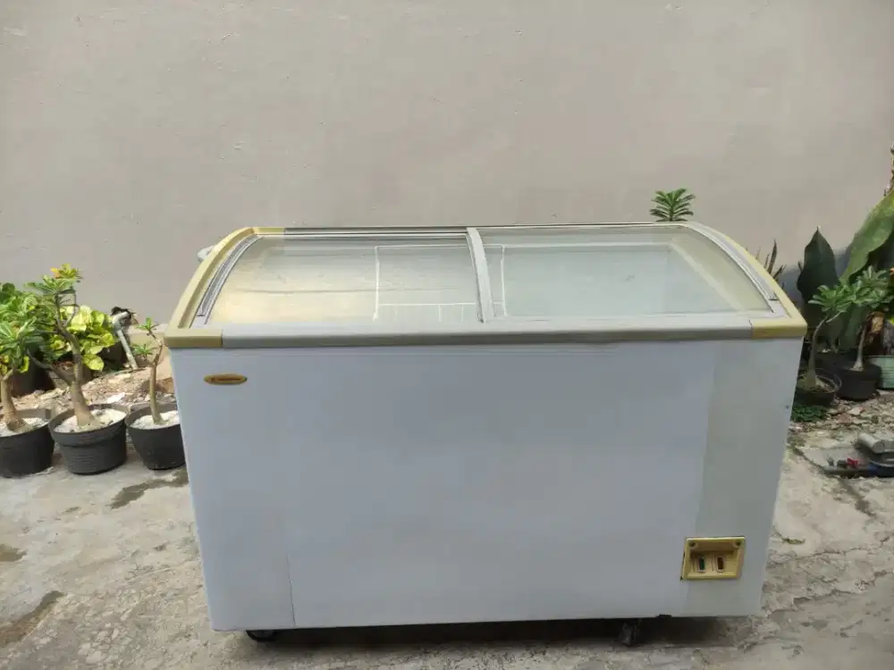 Freezer box 300 Liter