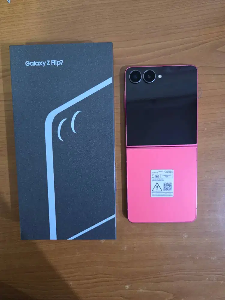 HP SAMSUNG GALAXY Z FLIP 7 12-256 C.RED
