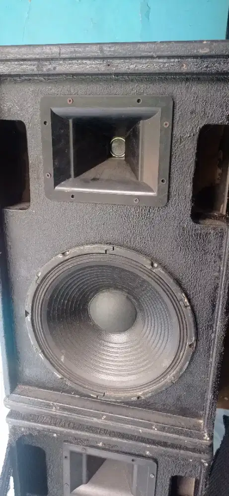 Sepasang Speaker 12 inch
