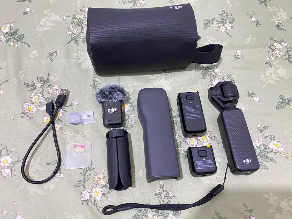 DJI OSMO POCKET 3 CREATOR COMBO