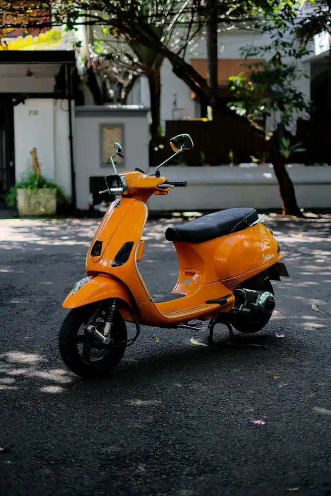 VESPA 150 INJECTION 2012