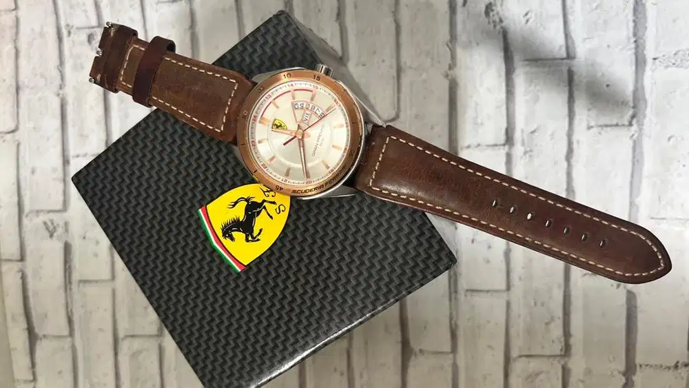 Scuderia Ferari Gran Premio Jam Tangan Pria