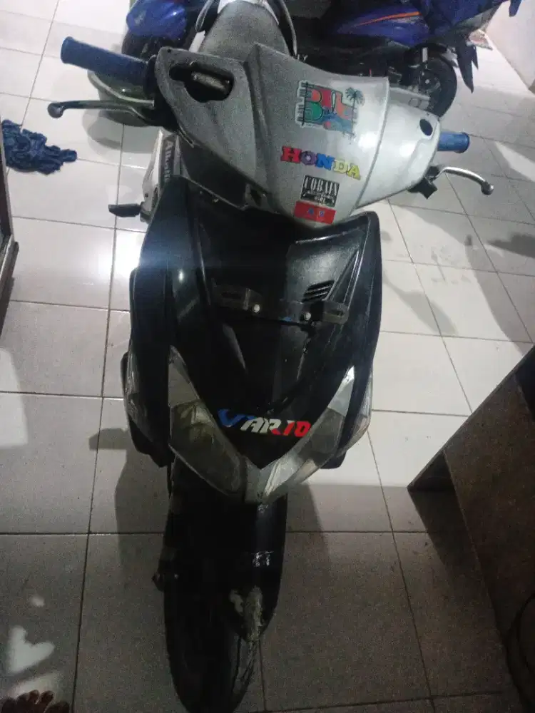 Dijual motor Vario karbu tahun 2012