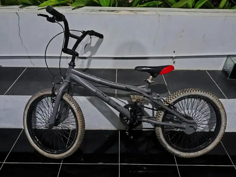 Sepeda United bmx