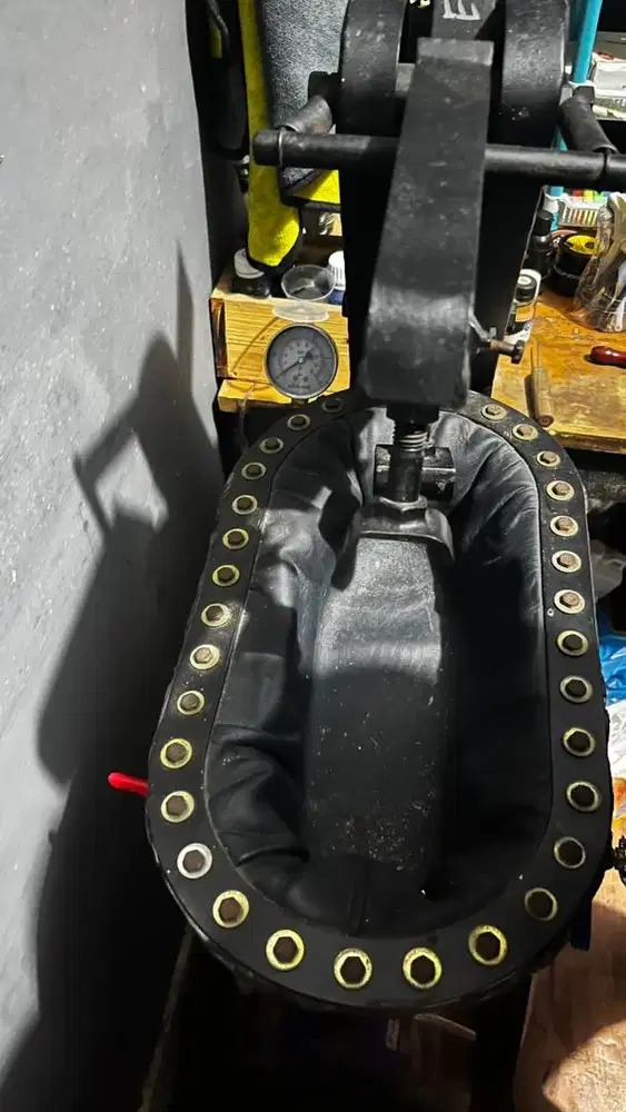 Mesin Press Sepatu