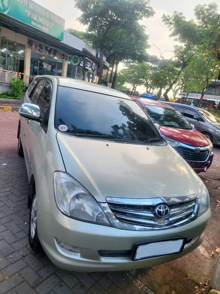 Innova Tipe V Diesel Matic (Bio Solar) tahun 2005 pemakaian 2006