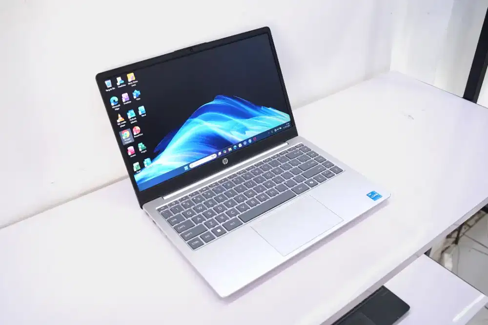 HP 14 EP0261TU.CORE i3-1315U GEN 13.RAM 8GB.SSD512GB.14 inch FHD