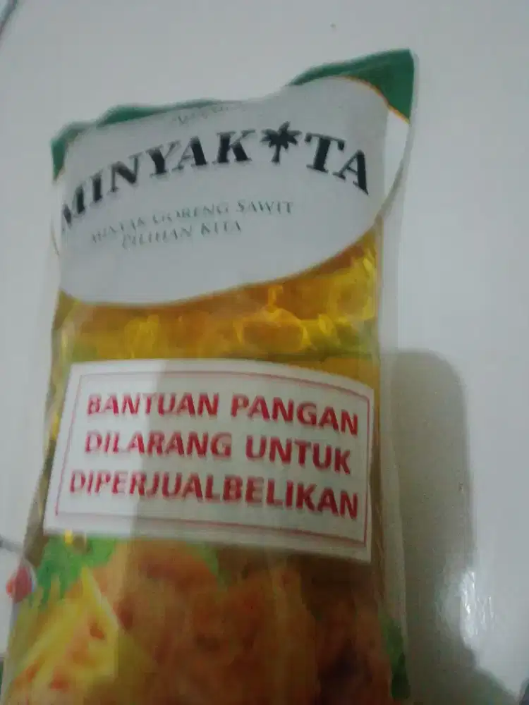 Jual minyak 2 liter per liter 20rb ajaa