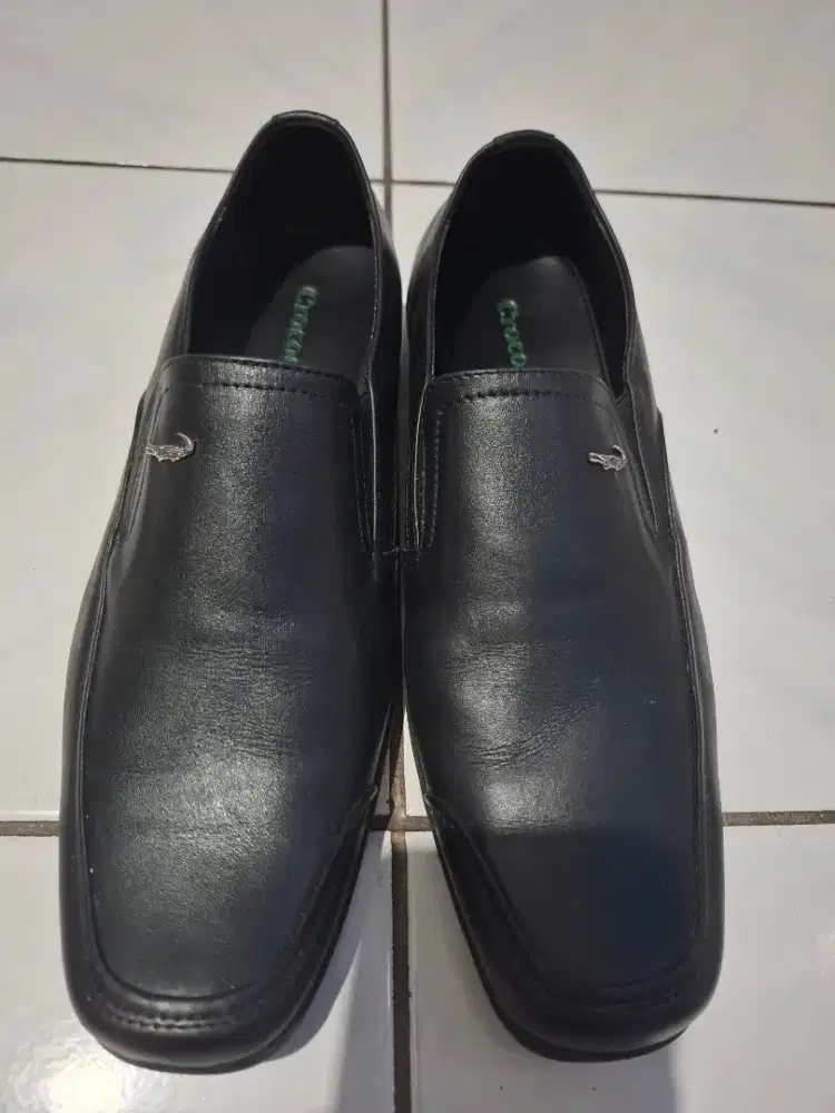 Sepatu Pantofel Pria Crocodile Hitam Size 40 - Kondisi Sangat Terawat