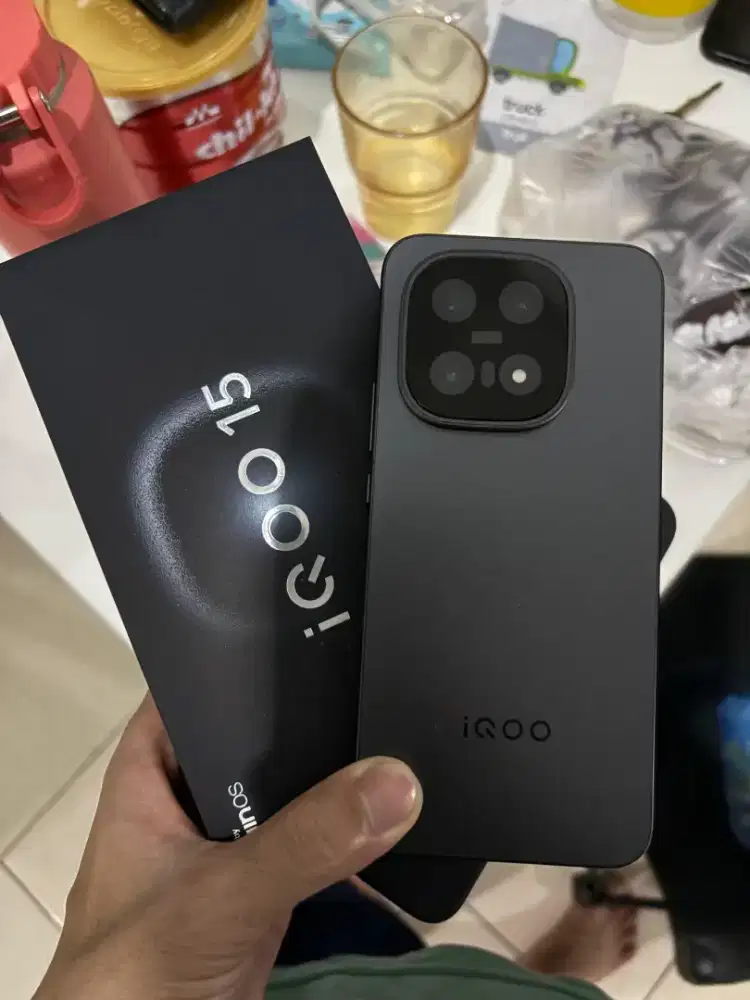 Vivi iQoo 15 12/256Gb cuna pakai 1 minggu