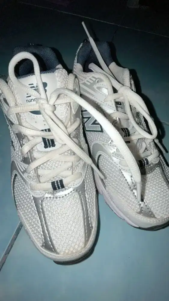 SEPATU NEW BALANCE NB 530 sec