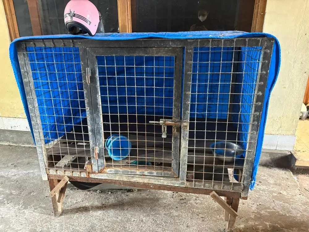 Kandang anjing ukuran besar