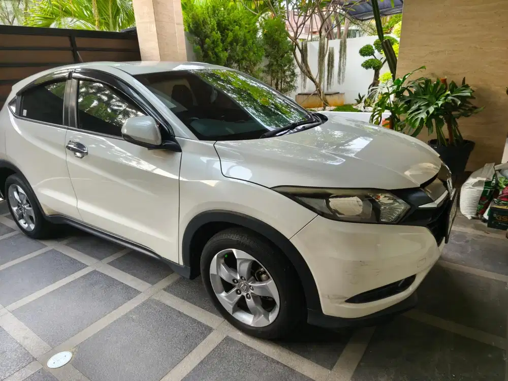 Honda Hrv E 2017 Metik Putih