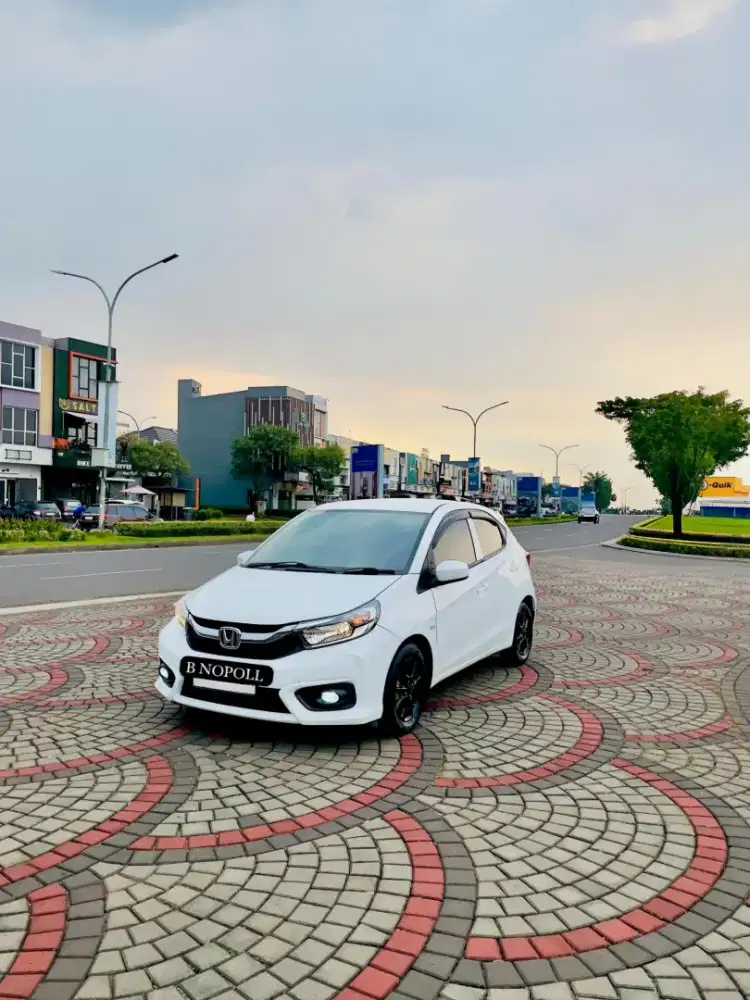 FOR SALLE NEW BRIO E LIMITED MATIC FACELIFT