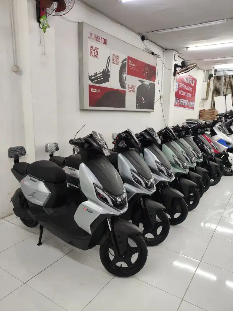 SEPEDA MOTOR LISTRIK UWINFLY, BERGARANSI RESMI 10TH CICILN SYARAT KTP