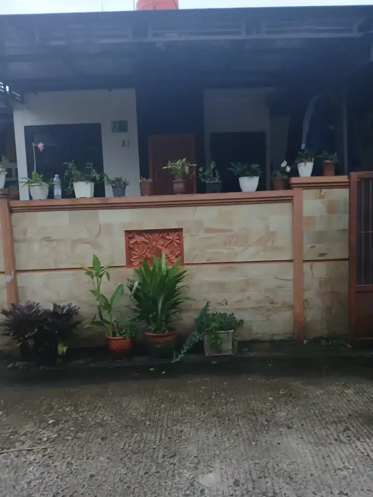 Di jual rumah siap.huni di wilayah kota Bogor  Kel. kedung waringi