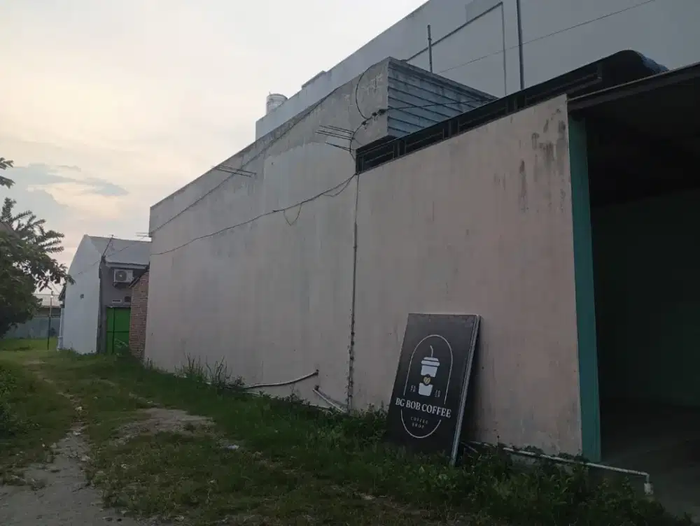 DIJUAL TANAH BESERTA BANGUNAN