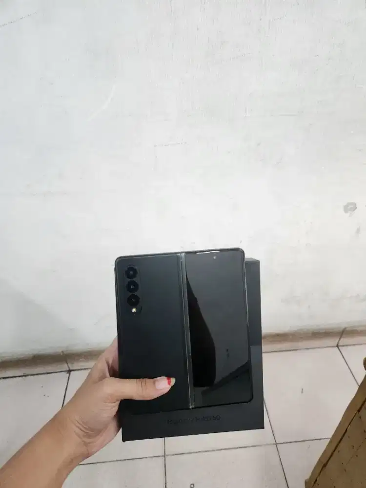 Samsung Z Fold 3 256Gb - resmi #Relax