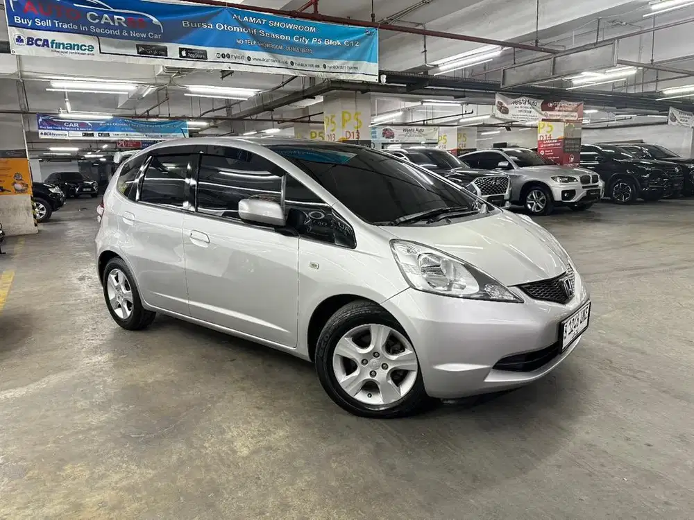 [LowKM] Honda Jazz S GE8 at 2010 rs 2011 matic 2012