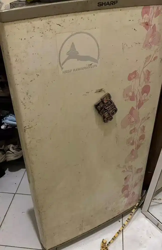 Kulkas sharp 1 pintu