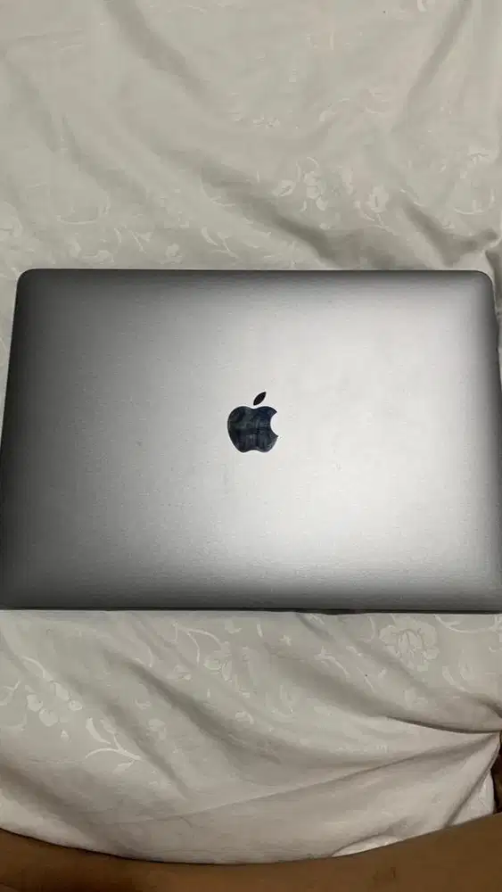 Macbook Pro M2 8/512GB