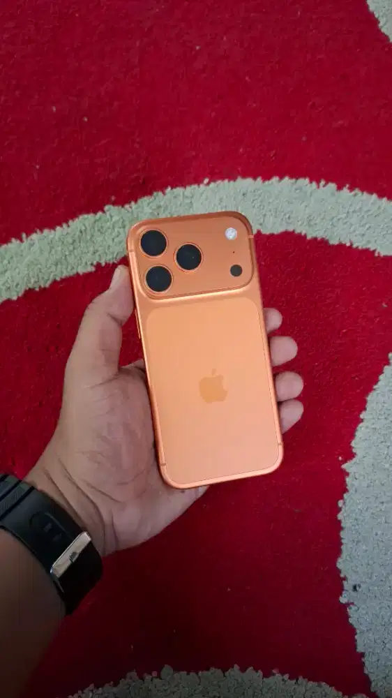 iPhone 17 Pro 256GB Cosmic Orange Garansi ON iBox
