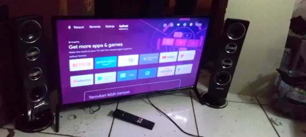ANDROID TV POLYTRON 32 + SPEAKER TOWER